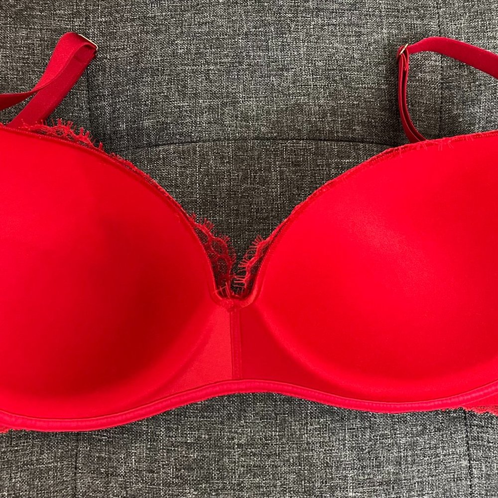 Victoria's Secret Dream Angels Padded No-Wire Bra NWOT - Picture 8 of 9